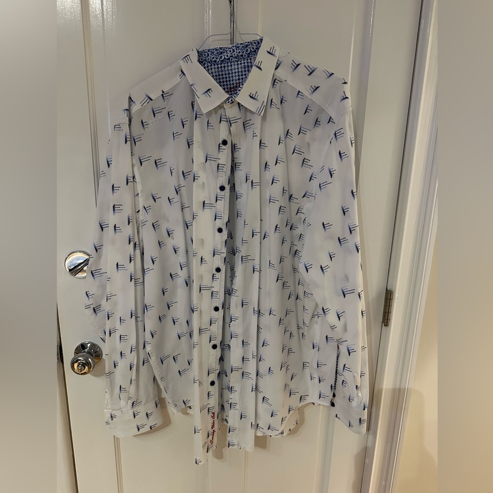 Robert Graham White and Blue Patterned Shirt WORN ONCE!
